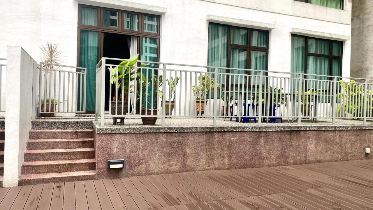 Jb D'summit By The Pool Apartment Johor Bahru